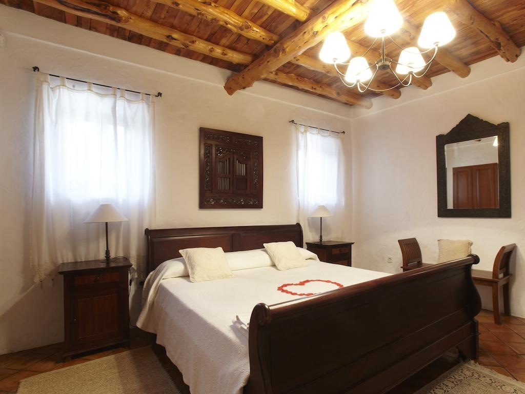 Can Mariano Ibiza Town Room photo